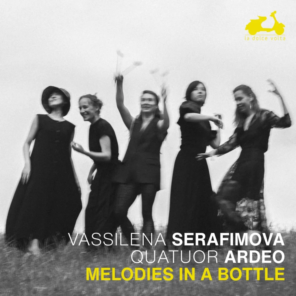Pochette — MELODIES IN A BOTTLE