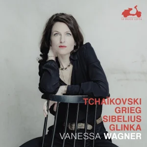 Pochette — TCHAÏKOVSKI, GRIEG, SIBELIUS, GLINKA // Everlasting Seasons